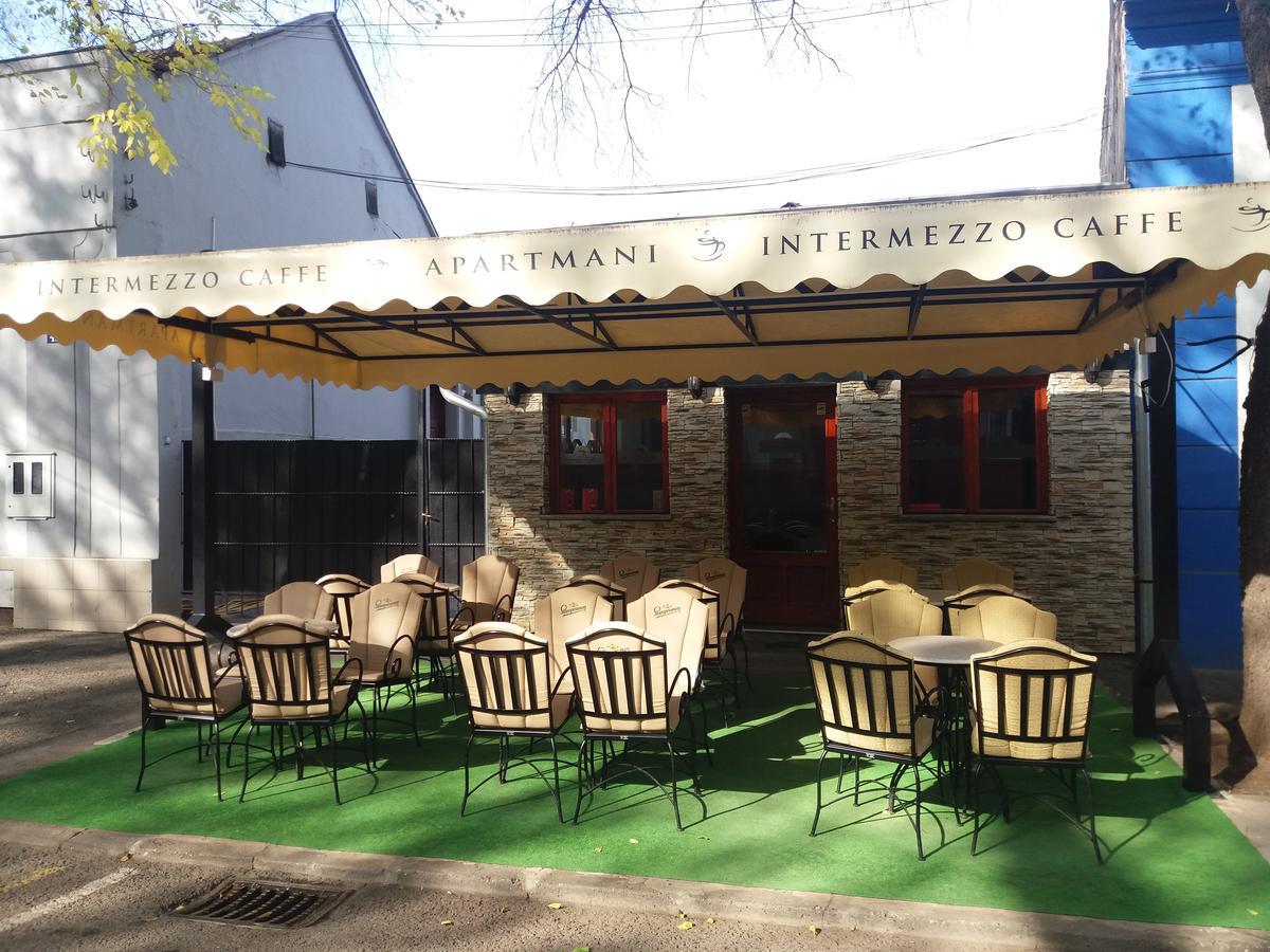 Bed&Breakfast INTERMEZZO CAFFE Kikinda Esterno foto